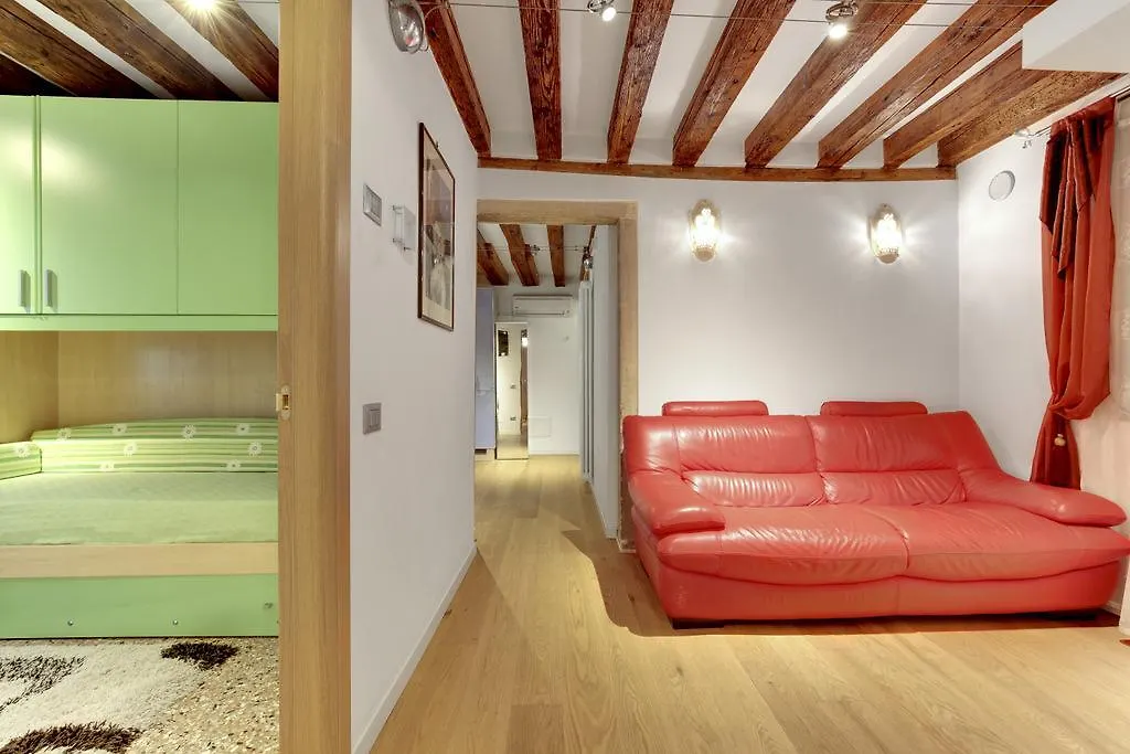 Ca' Patrizia Apartment Venice